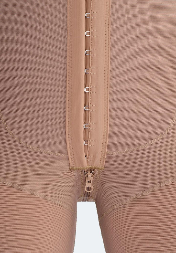 Strapless con Broches y sierre perineal Ref: 11036