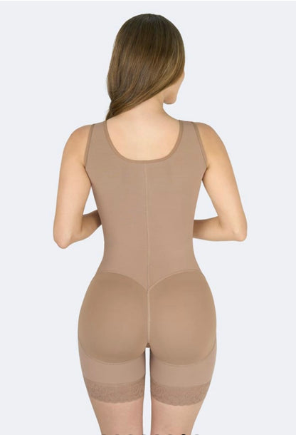Full Body con Busto      Ref:11030 B
